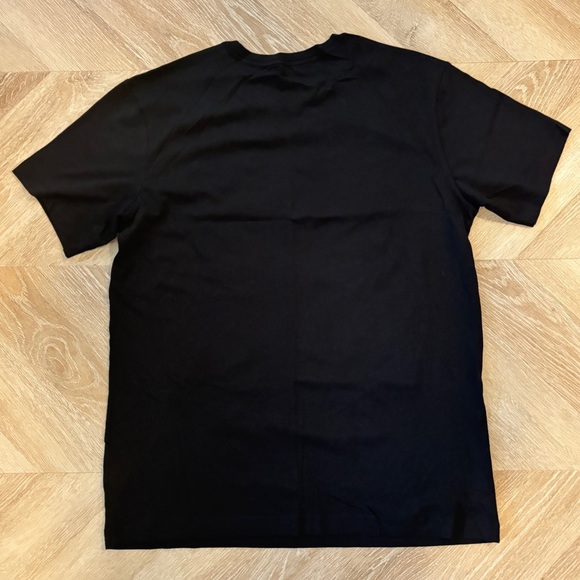 NWOT Nintendo The Legend of Zelda: Tears of The Kingdom Link Portrait T-Shirt - Picture 3 of 5